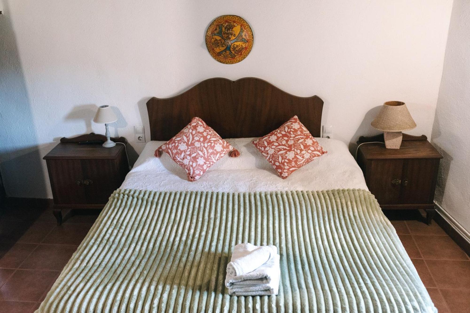 Cal Miquel De Ventola Guest House Exterior photo
